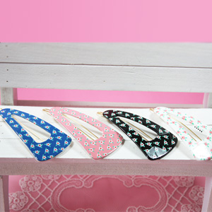 연예인애교똑딱핀