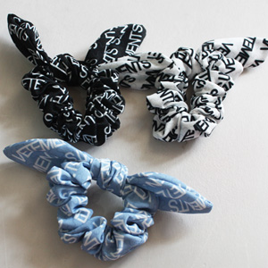 영문토끼머리끈